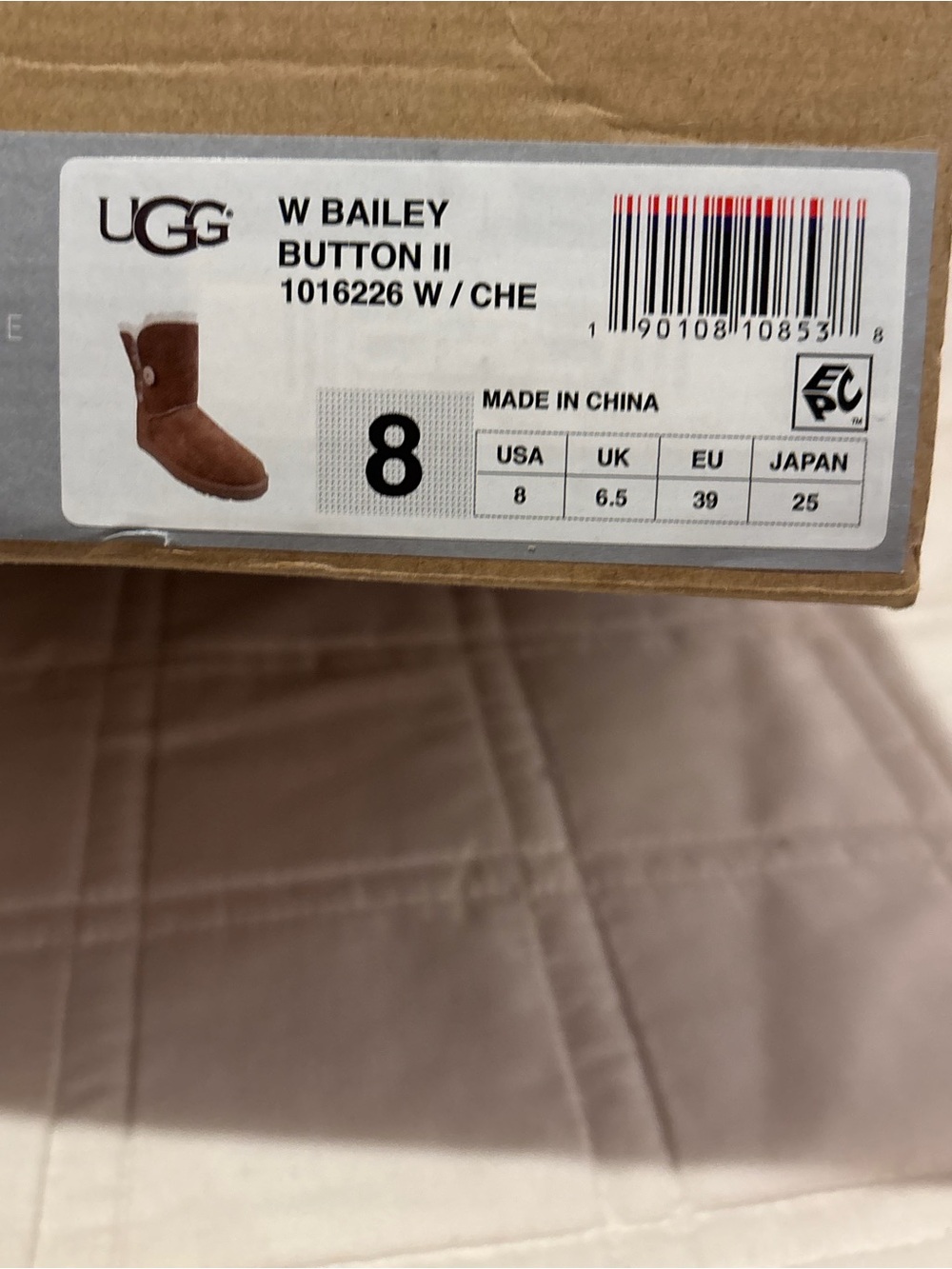 UGG W Bailey Button II Chestnut Suede Boot - Chestnut Size 8